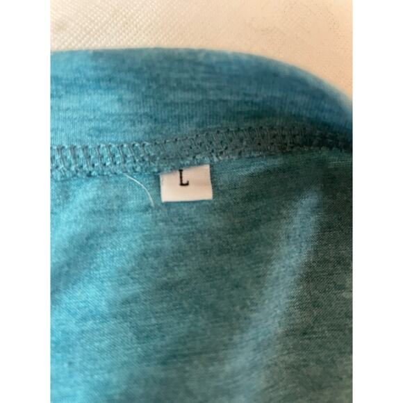 Mother's Day Tiny Human Tamer T Shirt Mom EUC Large - Picture 6 of 7